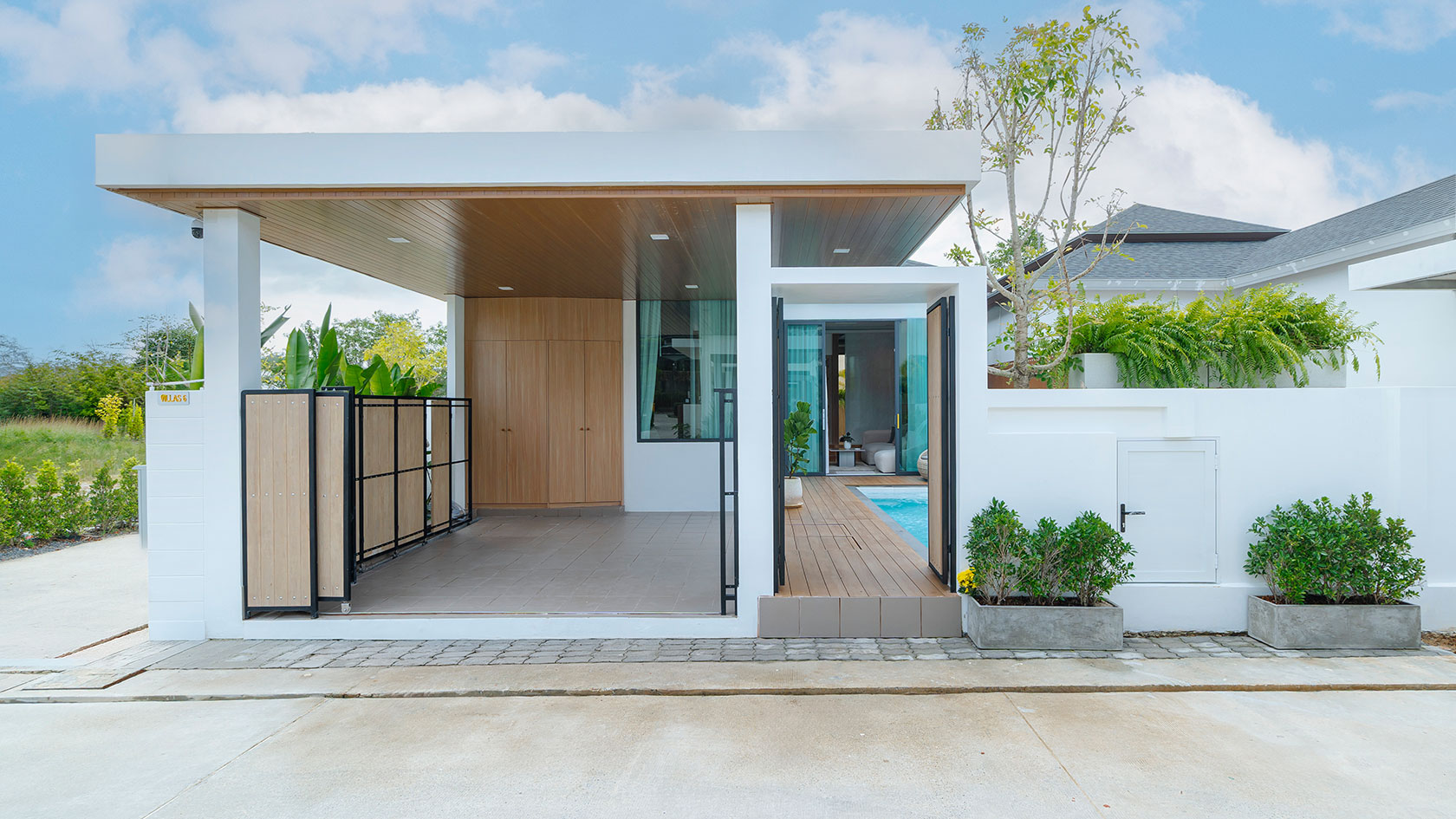 Narinsaya Pool Villas
